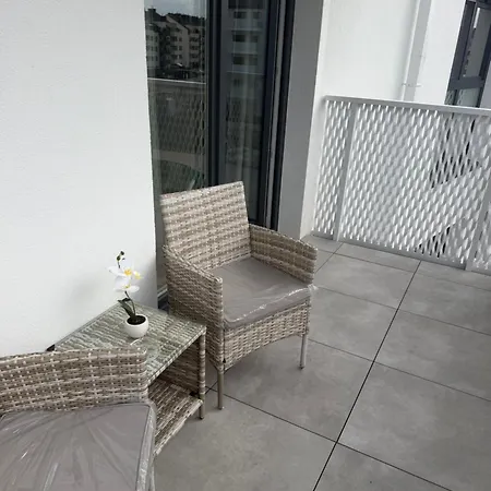 Luxus Lp In Poznań